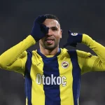 Fenerbahce_nin_golcusu_En-Nesyri_formunun_zirvesin_1739481904